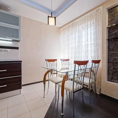 14th Floor Elite Apartment *